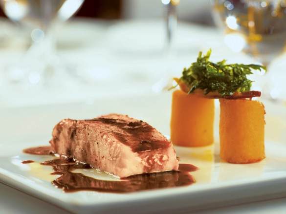 Paul Gauguin Cruises MS Paul Gauguin L'Etoile Dishes 2 ©Paul Gauguin Cruises.jpg